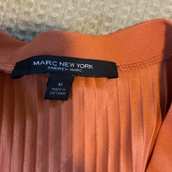 Like new - Picture 3 of 3